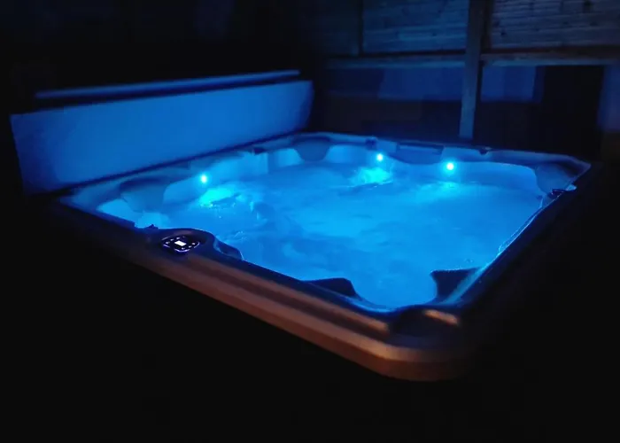 Casa vacanze A Fleur De : Maison Chaleureuse Avec Privatif Et Billard.